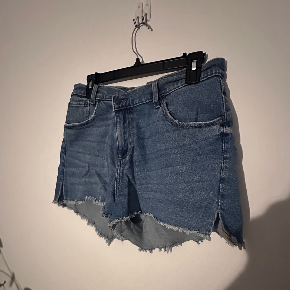 Abercrombie crossover mom shorts
